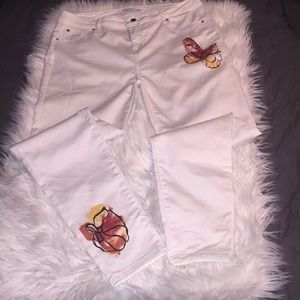 Truth + Theory Straight Leg White Jeans Sz 12